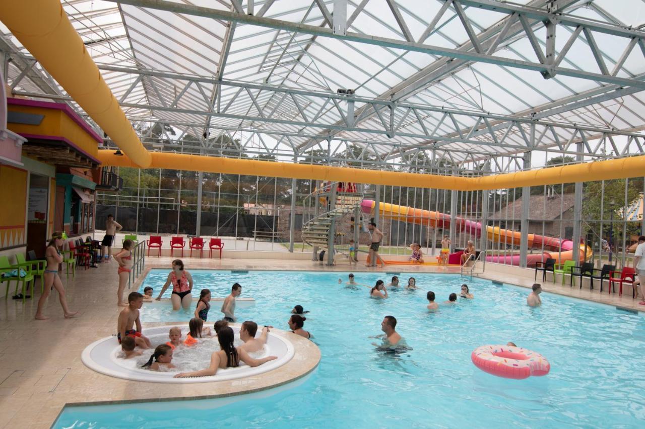 Camping Blauwe Meer Nv Hotel Lommel Kültér fotó