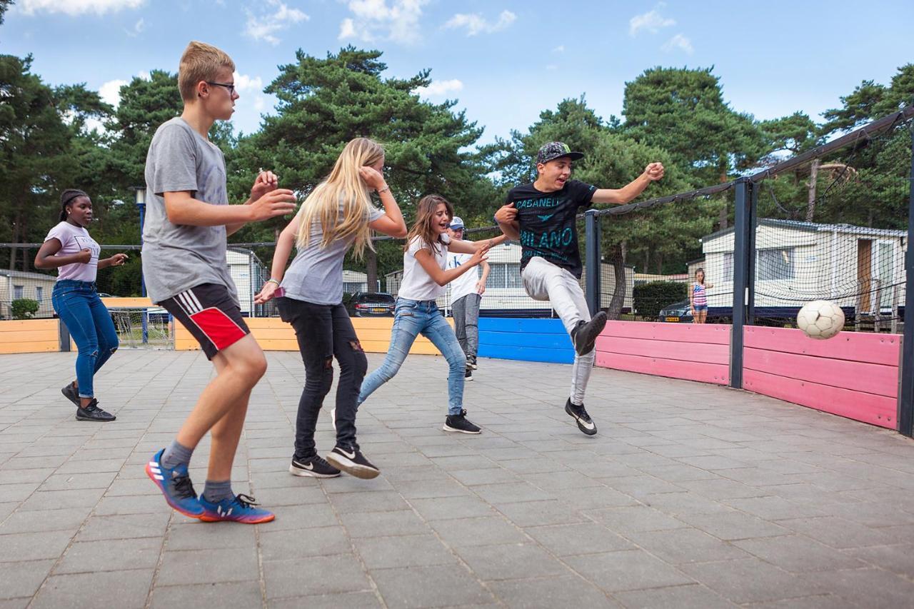 Camping Blauwe Meer Nv Hotel Lommel Kültér fotó