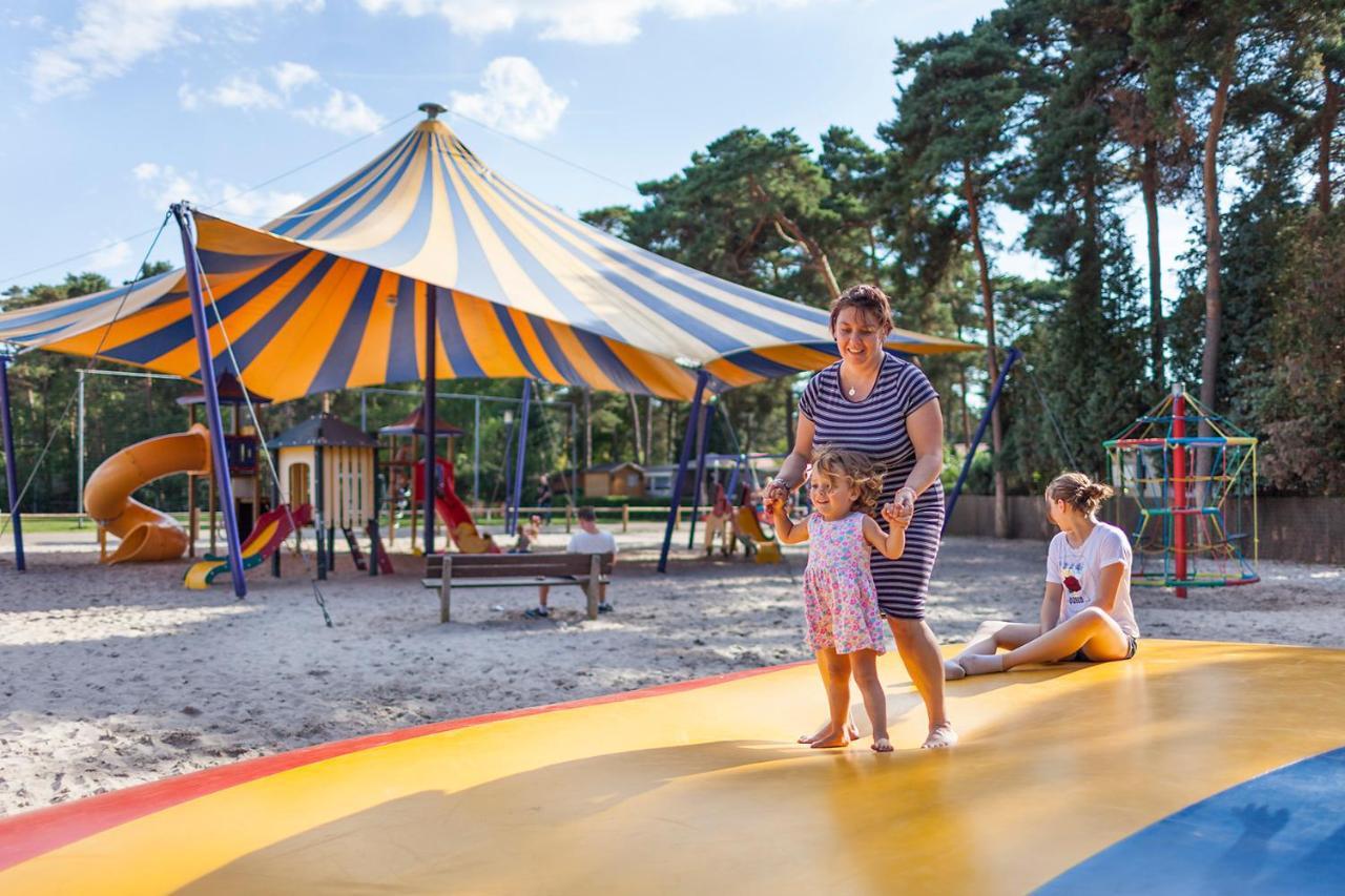 Camping Blauwe Meer Nv Hotel Lommel Kültér fotó
