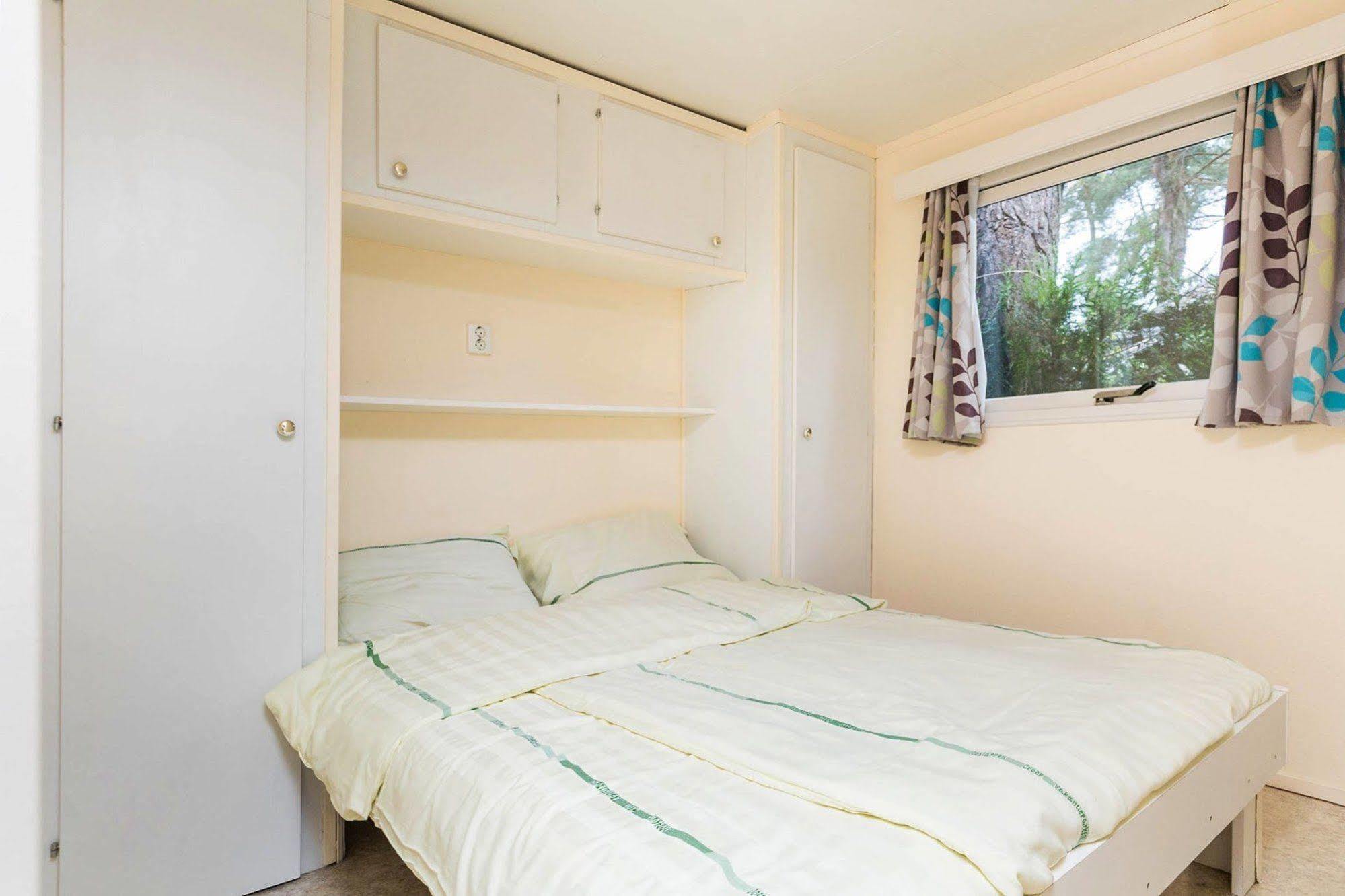 Camping Blauwe Meer Nv Hotel Lommel Kültér fotó